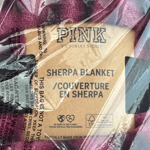 Victoria's Secret Pink Sherpa Blanket - Picture 2 of 4